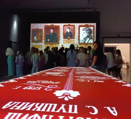 В Историческом парке «Россия – моя история» открылась мультимедийная выставка «Хроники Тридевятого царства».
